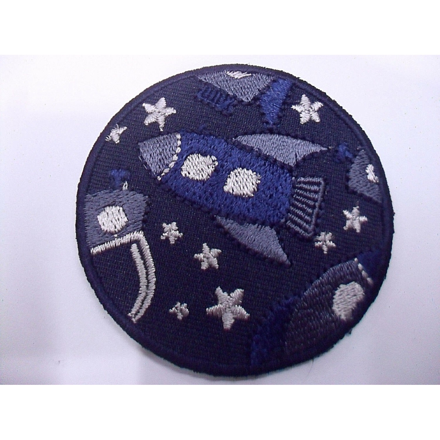 TOPPA PATCH TONDA RICAMO SU TESSUTO "RAZZO SPAZIO" TERMO O CUCIRE DIAM. 5,6 cm