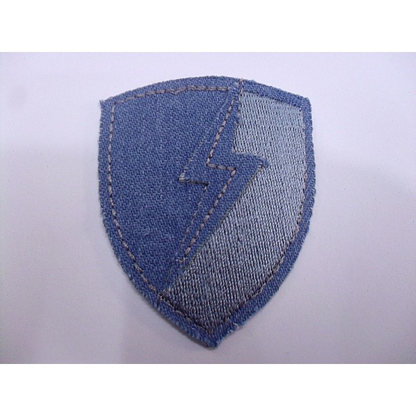 TOPPA PATCH SCUDO RICAMO SU TESSUTO "FULMINE" TERMO O CUCIRE DIMENSIONI VARIE