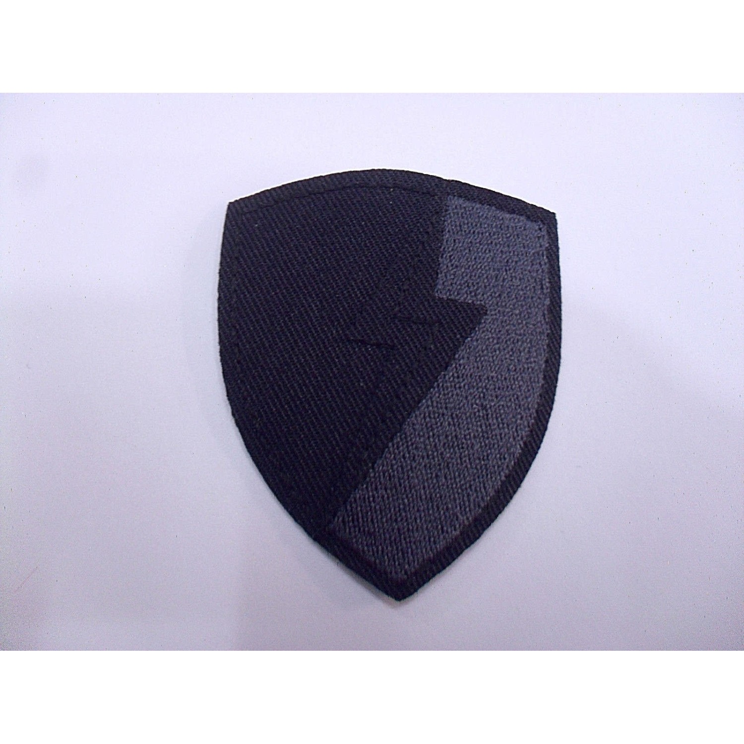 TOPPA PATCH SCUDO RICAMO SU TESSUTO "FULMINE" TERMO O CUCIRE DIMENSIONI VARIE