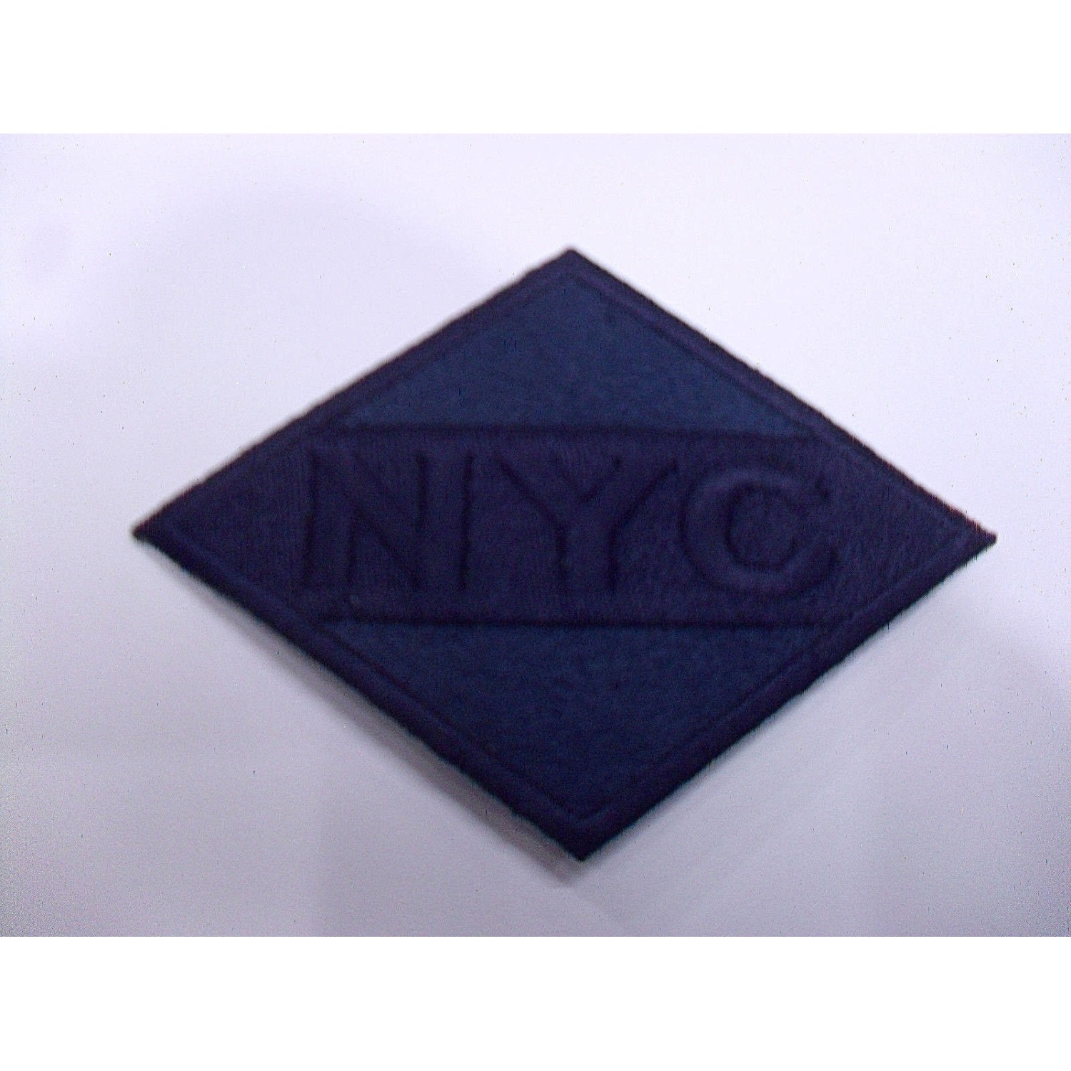 TOPPA PATCH ROMBO RICAMO SU TESSUTO "NYC" TERMO O CUCIRE DIMENSIONI VARIE