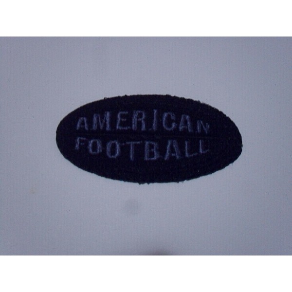 TOPPA PATCH RICAMO TESS. "AMERICAN FOOTBALL" TERMO O DA CUCIRE DIMENS. 6X3,2 CM.