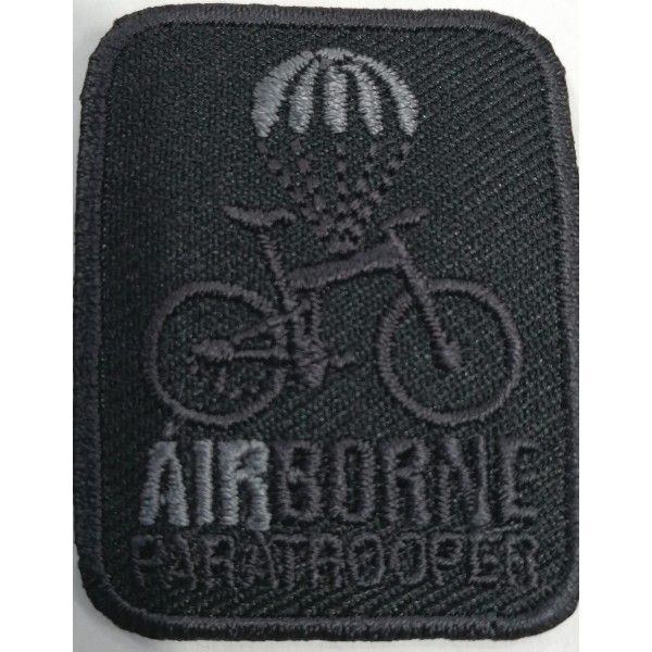 Toppa patch ricamo "Airborne" 003 tessuto termoadesiva o cucire dimensioni 4,6x3,6 cm.