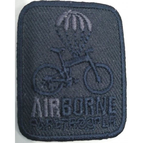 Toppa patch ricamo "Airborne" 003 tessuto termoadesiva o cucire dimensioni 4,6x3,6 cm.