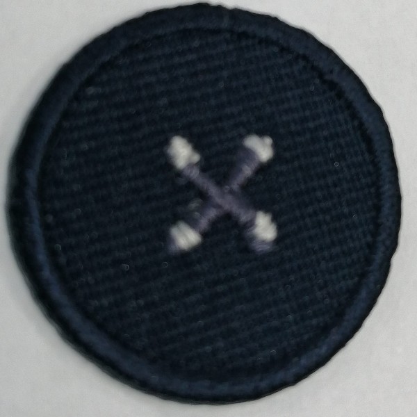 Toppa patch ricamo "Effetto bottone" 026b tessuto termoadesiva o cucire diametro 2,5 cm.