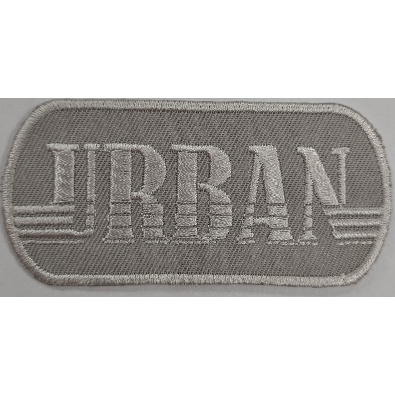 Toppa patch ricamo "URBAN" 074b tessuto termoadesiva o cucire misura 3,5x7,6 cm.