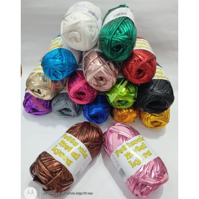 Gomitolo di fettuccia metallizzata x borse e varie elastica, peso +- 100 gr. 45 mt.