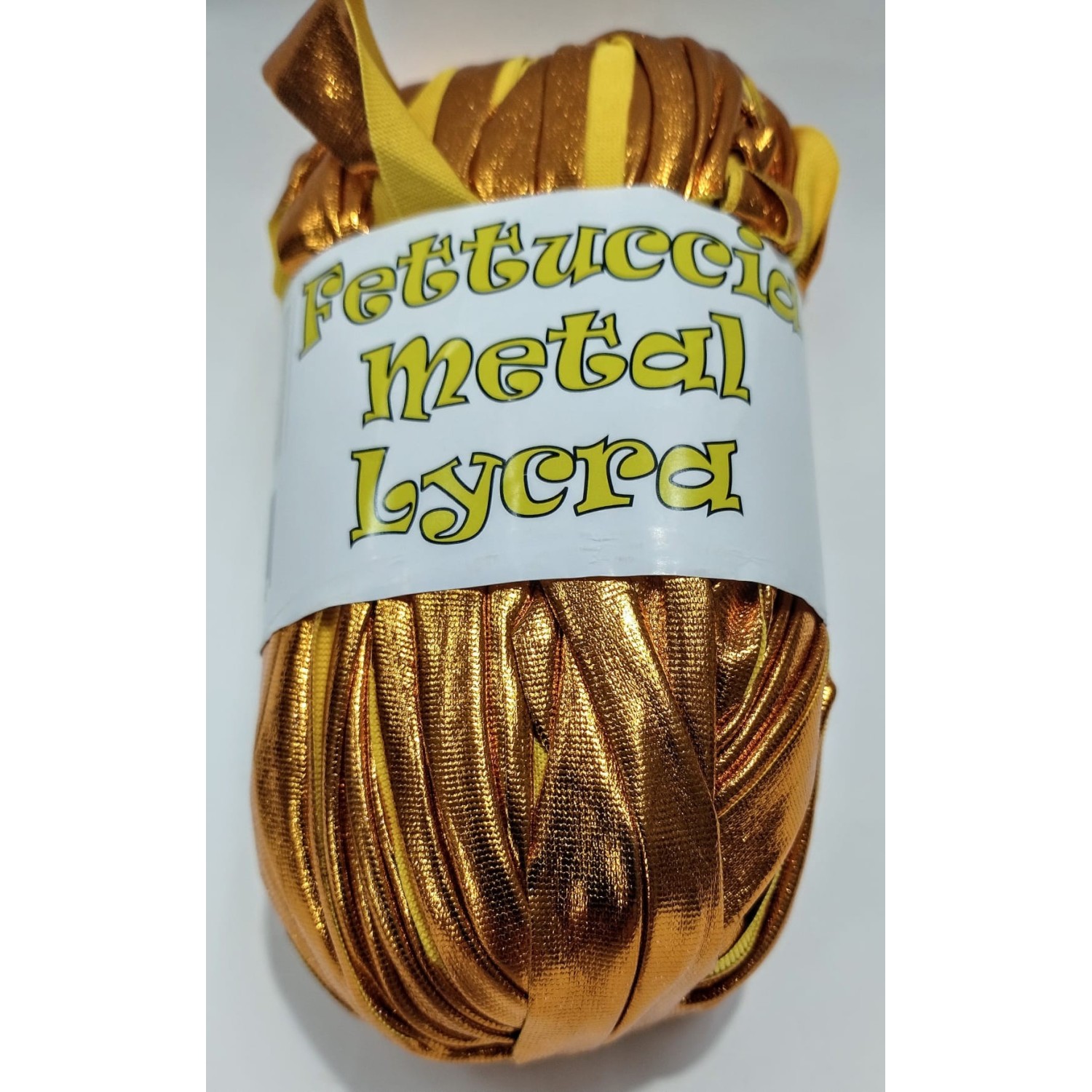 Gomitolo di fettuccia metallizzata x borse e varie elastica, peso +- 100 gr. 45 mt.