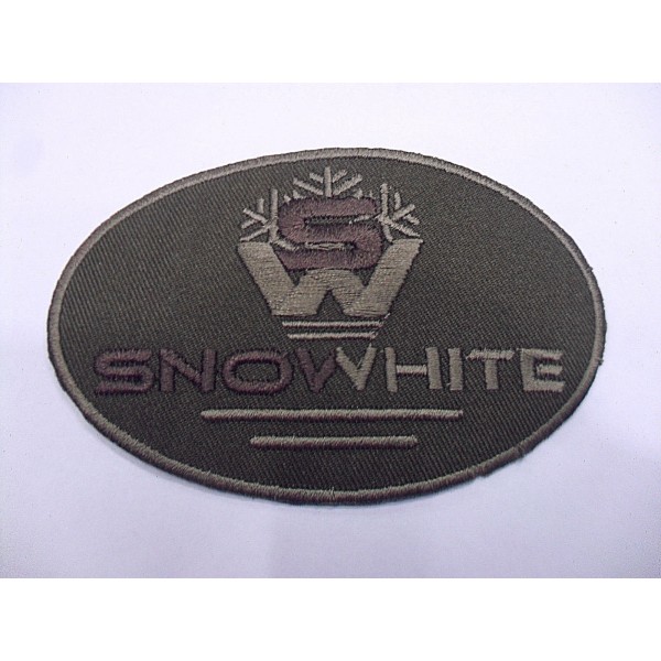 TOPPA PATCH RICAMO SU TESSUTO "SNOWHITE" TERMO O CUCIRE DIMENSIONI VARIE