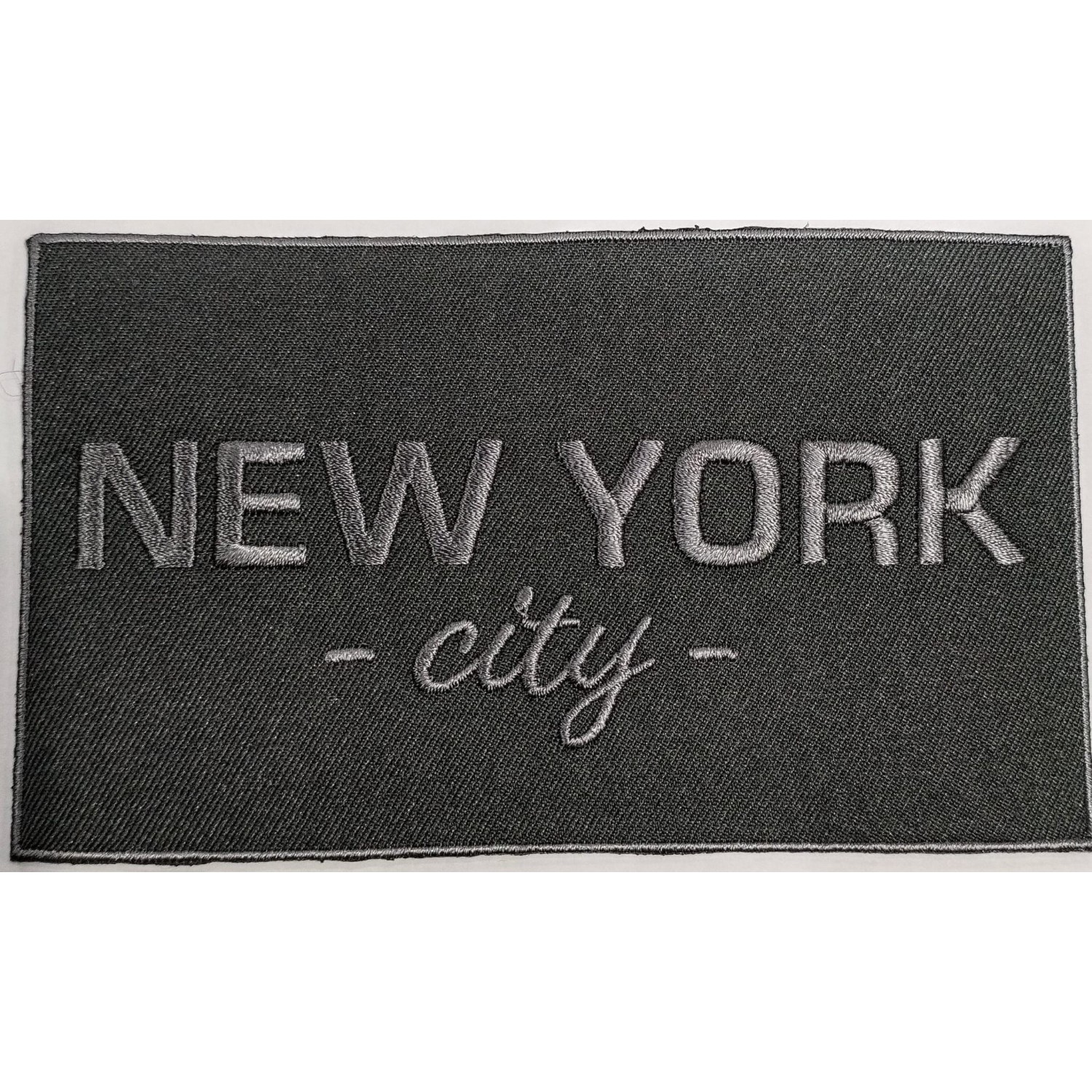 Toppa patch applicazione "472B" ricamo "New York" termoadesiva o da cucire 12,8x7,5 cm.