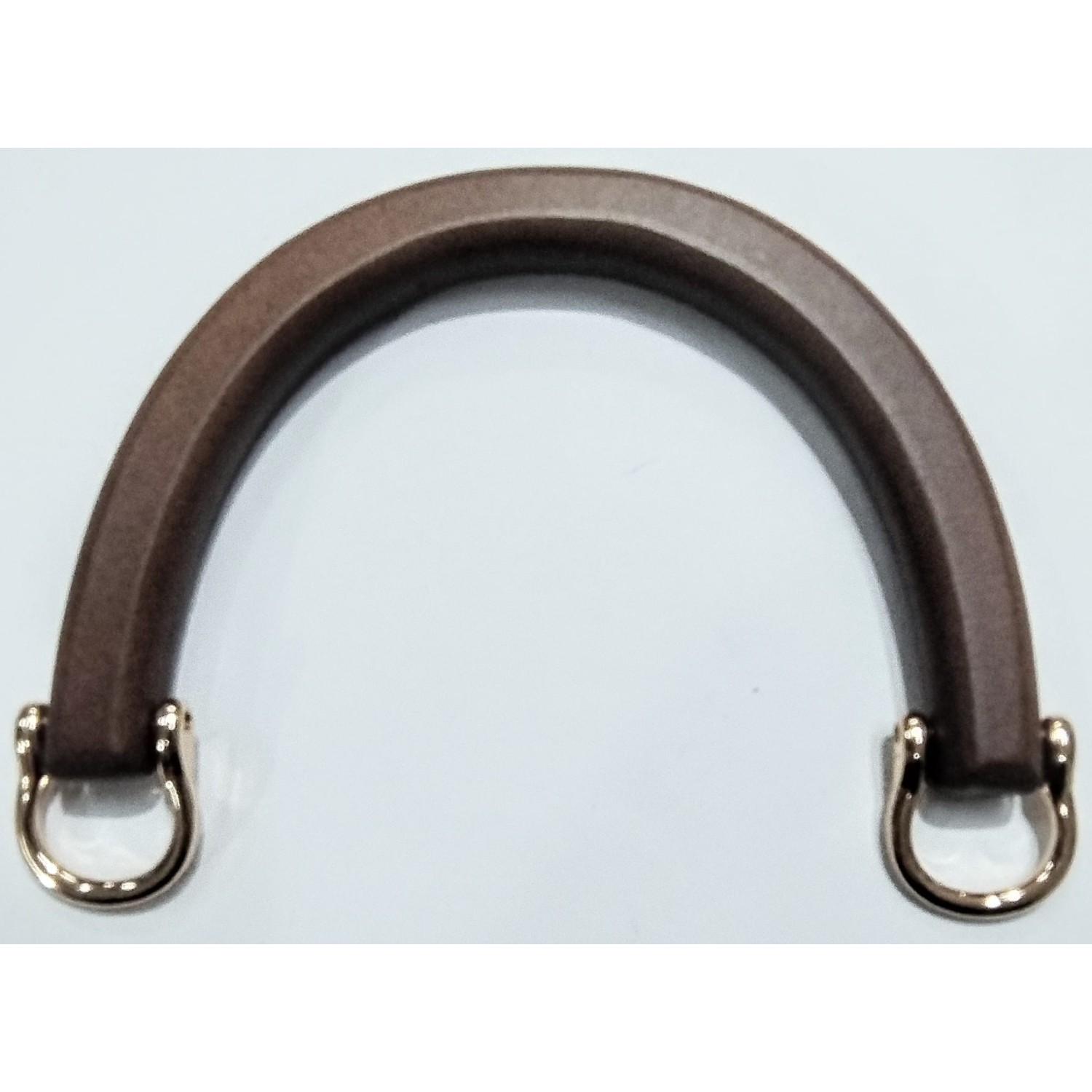 Manico per borsa in legno con anelli in metallo dimensioni 14,5x9,5 cm.