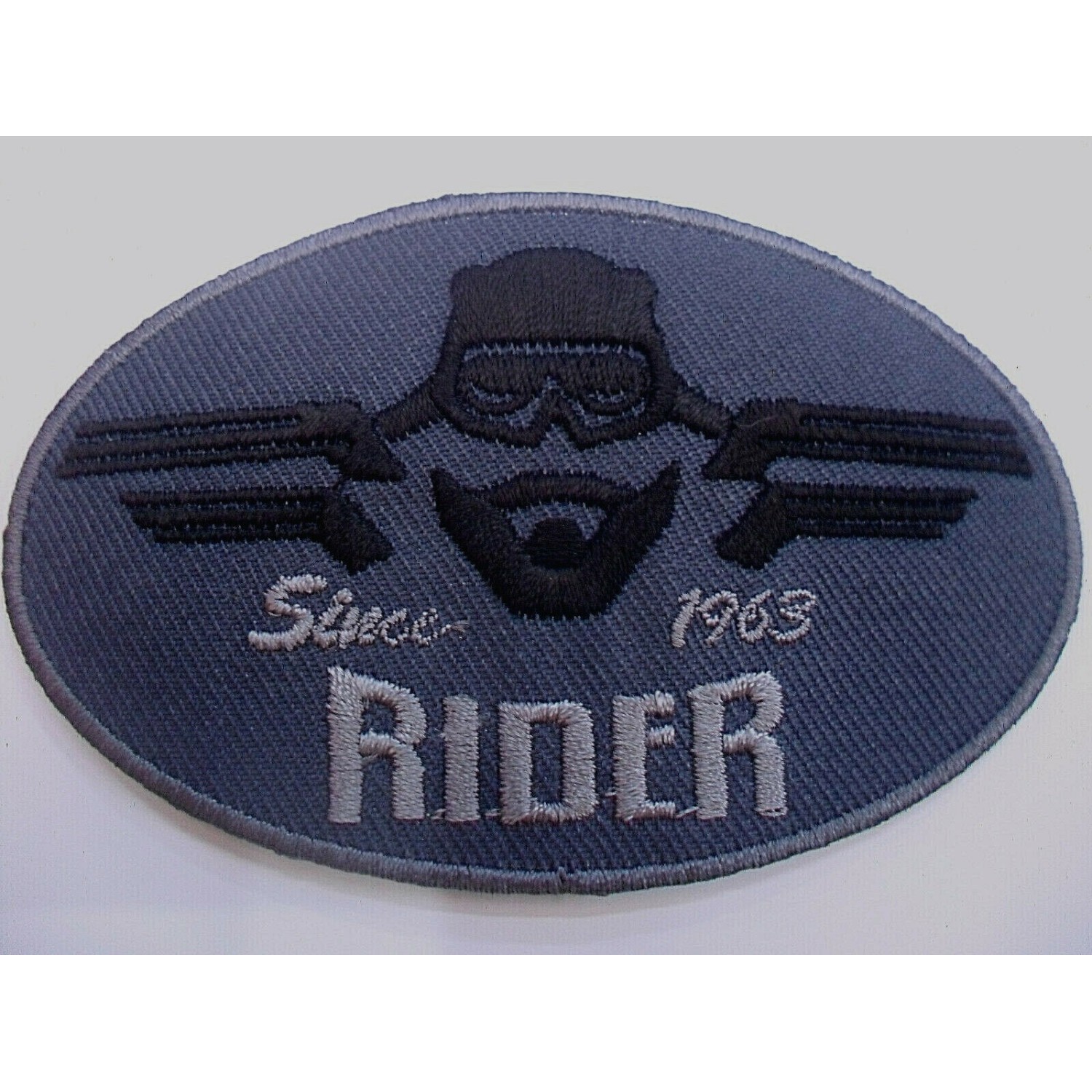 TOPPA PATCH RICAMO SU TESSUTO "RIDER" TERMO O CUCIRE DIMENSIONE 9X5,5 cm. CIRCA