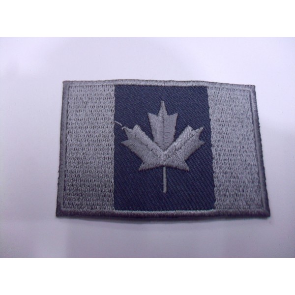 TOPPA PATCH RICAMO SU TESSUTO "BANDIERA CANADA" TERMO O CUCIRE 4,1X6,1 CM.