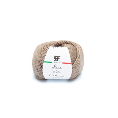 Gomitolo Lana Merino 60% Seta 20% e Cashmere 20% da 25 grammi filato pregiato Made in Italy