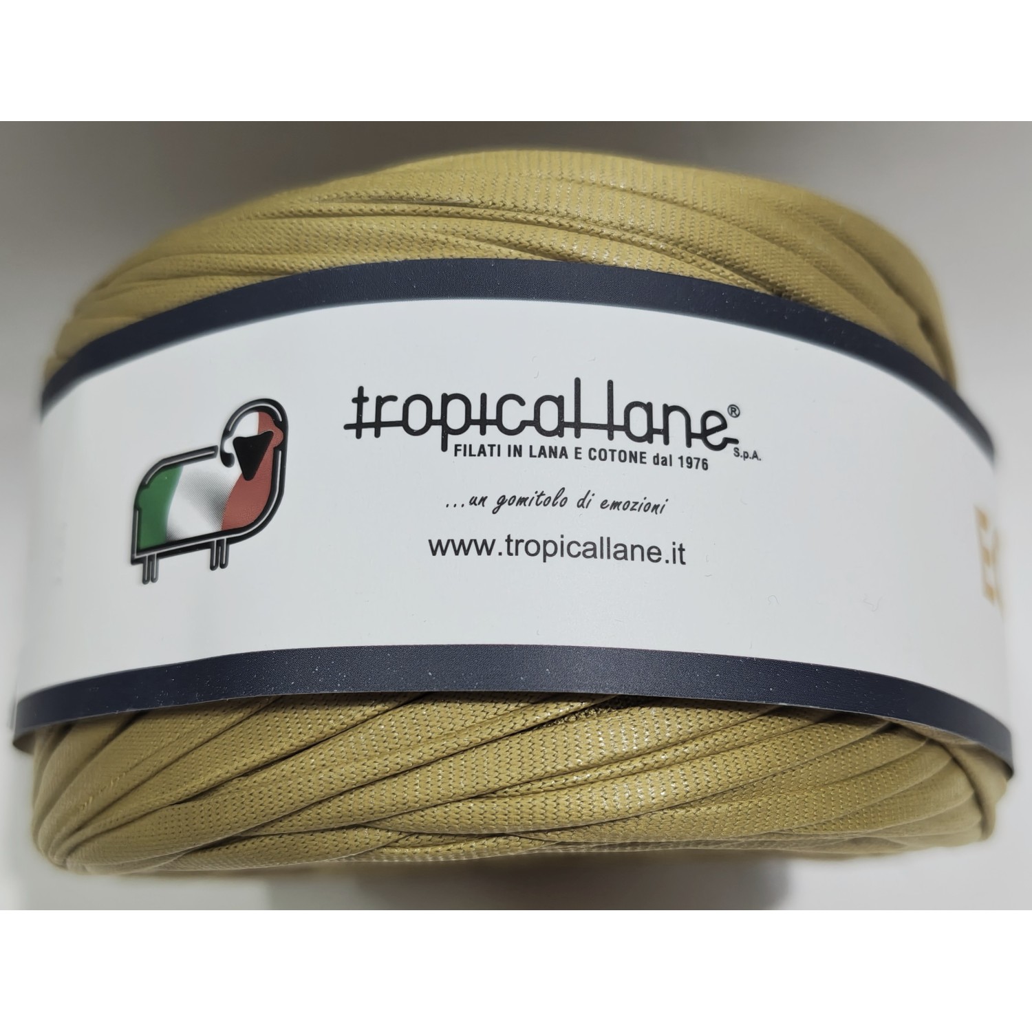 Fettuccia in ecopelle per borse alta qualità peso +- 200 gr. per circa 94 mt. Tropical Lane