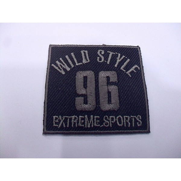 TOPPA PATCH RETTANGOLARE RICAMO SU TESSUTO "WILD STYLE 96" TERMO O CUCIRE