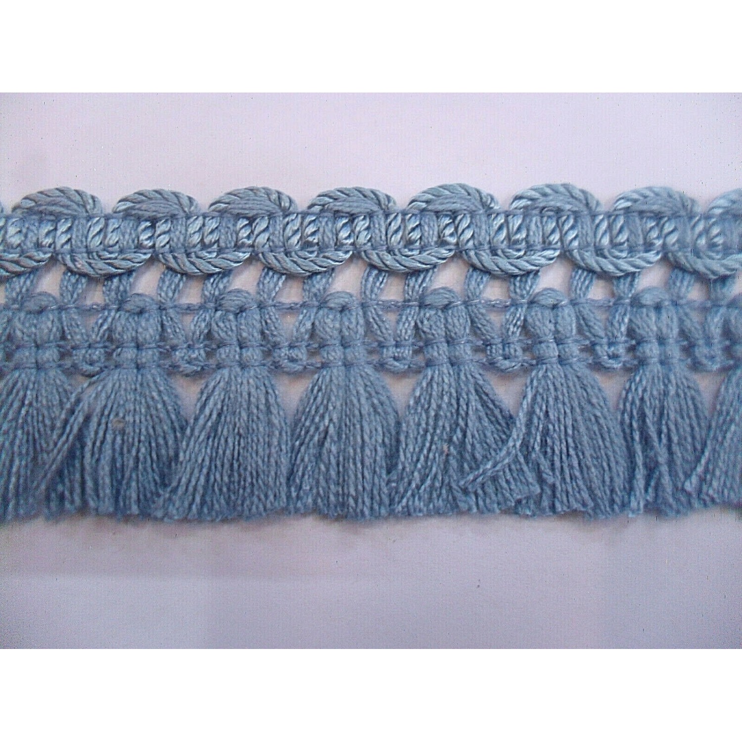 PASSAMANERIA FRANGIA A FIOCCHETTI ALTEZZA CM. 4,3 CIRCA PER DECORAZIONI VARIE